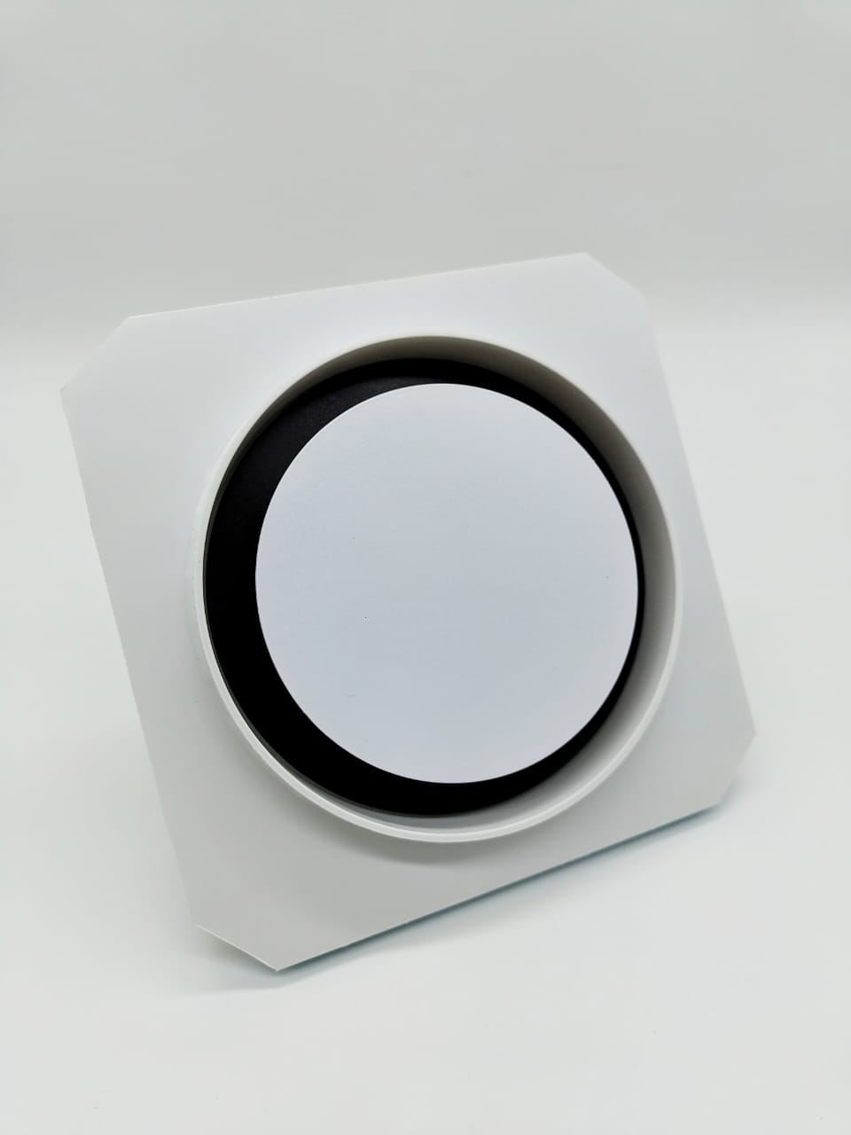 Теневой магнитный диффузор для потолков из гипсокартона 125 мм