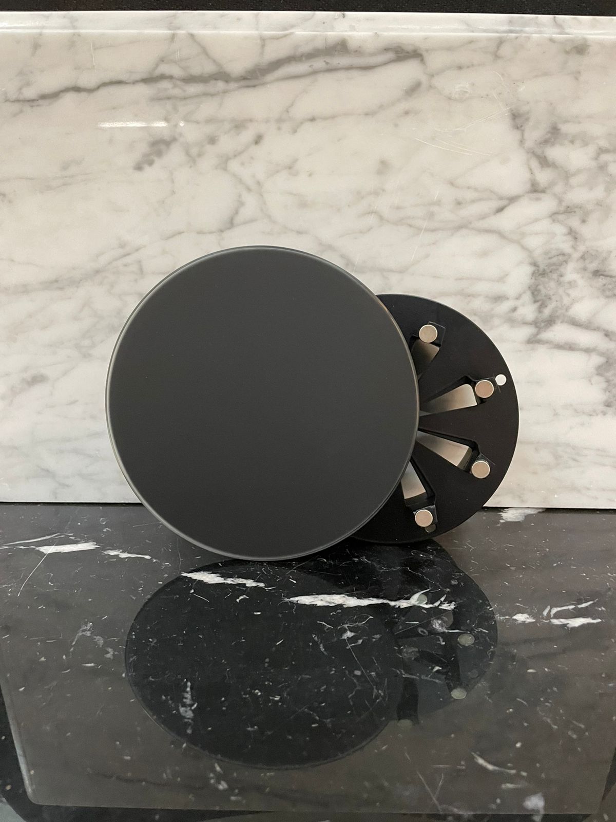 Диффузор стеклянный Mmotors 100 мм черный с регулировкой расхода воздуха