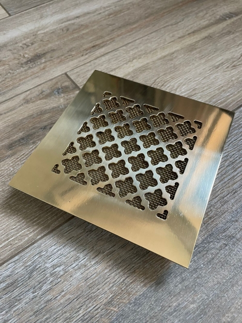 Вентиляционная решетка латунная полированная LR 350 150х150