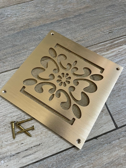 Латунная вентиляционная решётка шлифованная ЛР2 150х150